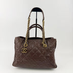 Chanel Quilted CC Logo Chain Tote Shoulder Bag Caviar Leather Brown Gold Vintage — view 2
