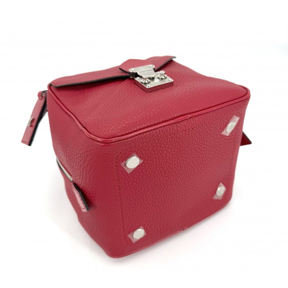 Louis Vuitton 2-Way Square Shoulder Bag Crossbody Taurillon Leather Red Silver — view 3