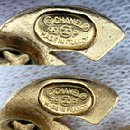Chanel Earrings CC Logo Vintage Gold Plated — view 4