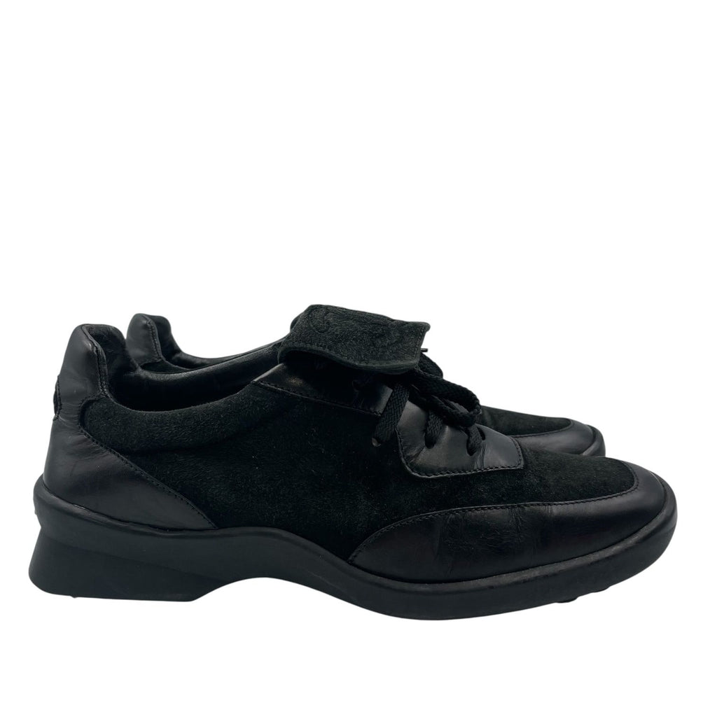 Chanel Sneakers Leather CC Logo Low Cut Black Suede Junk — view 3