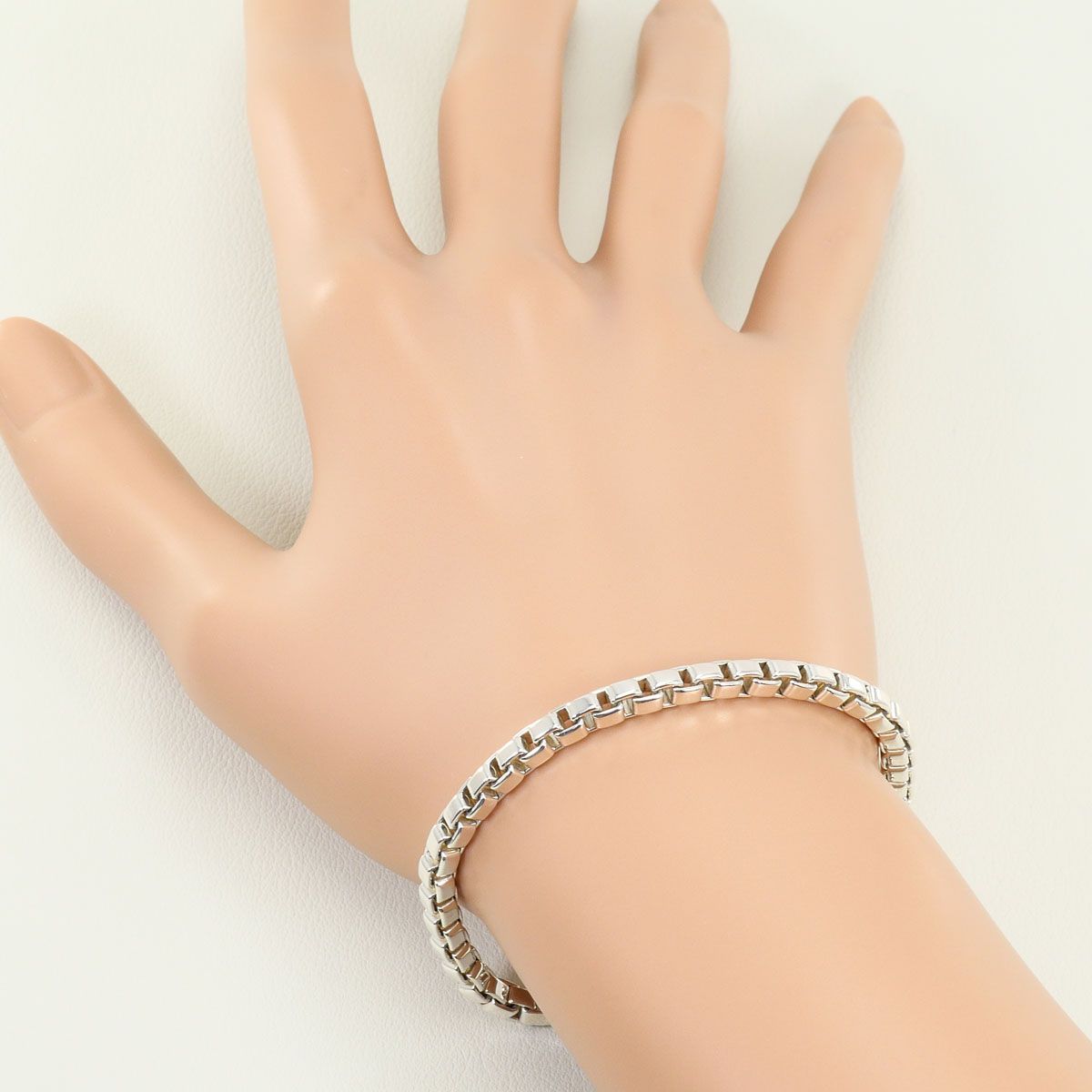 Tiffany & Co Venetian Silver Bracelet 17.5 cm — view 4