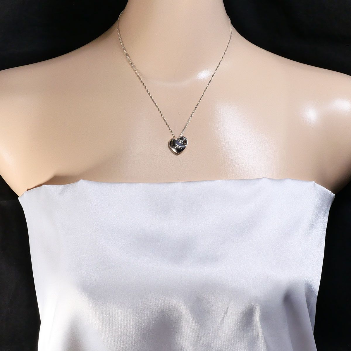 Tiffany & Co Fold Heart 925 Sterling Silver Necklace 40 cm — view 6