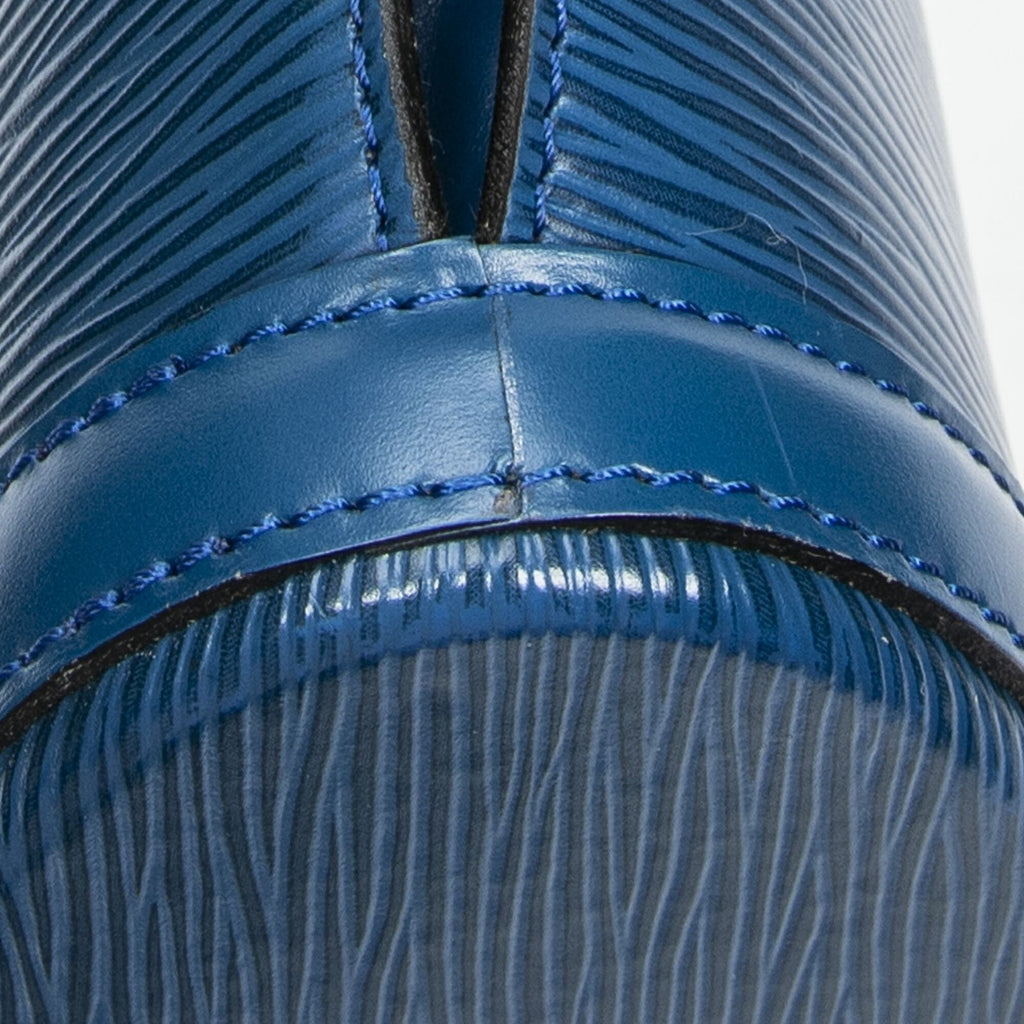 Louis Vuitton Saint Jacques Blue Epi Ab — view 8