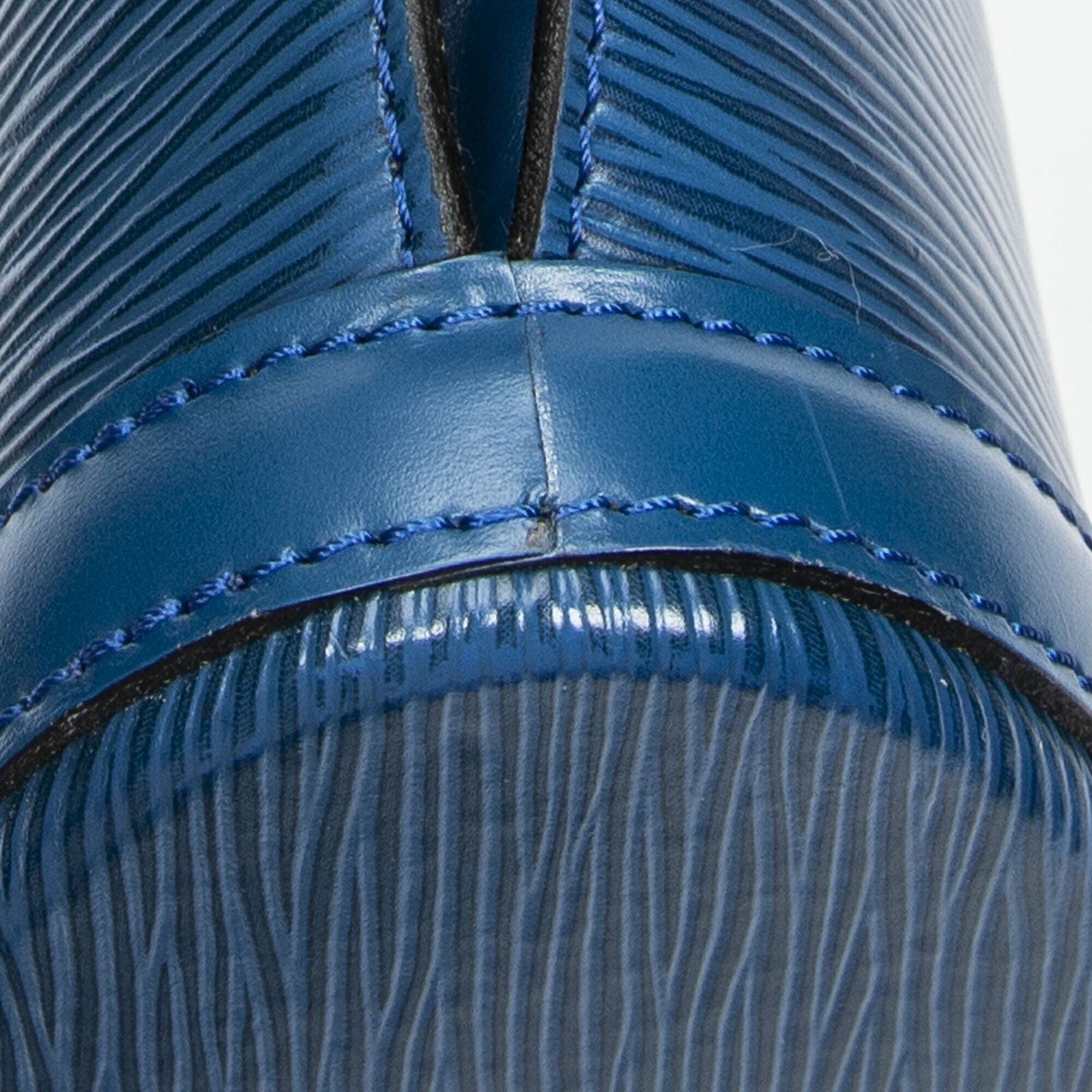 Louis Vuitton Saint Jacques Blue Epi Ab — view 8