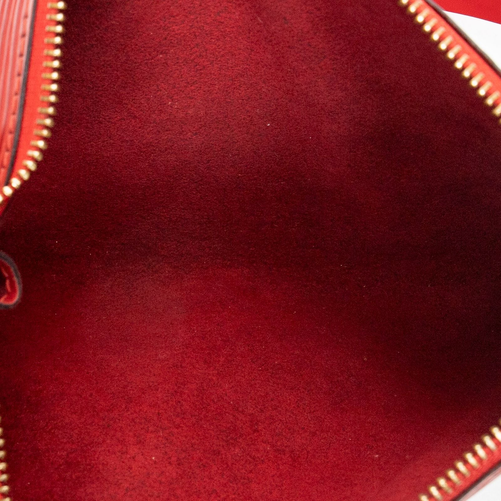 Louis Vuitton Pochette Red — view 9
