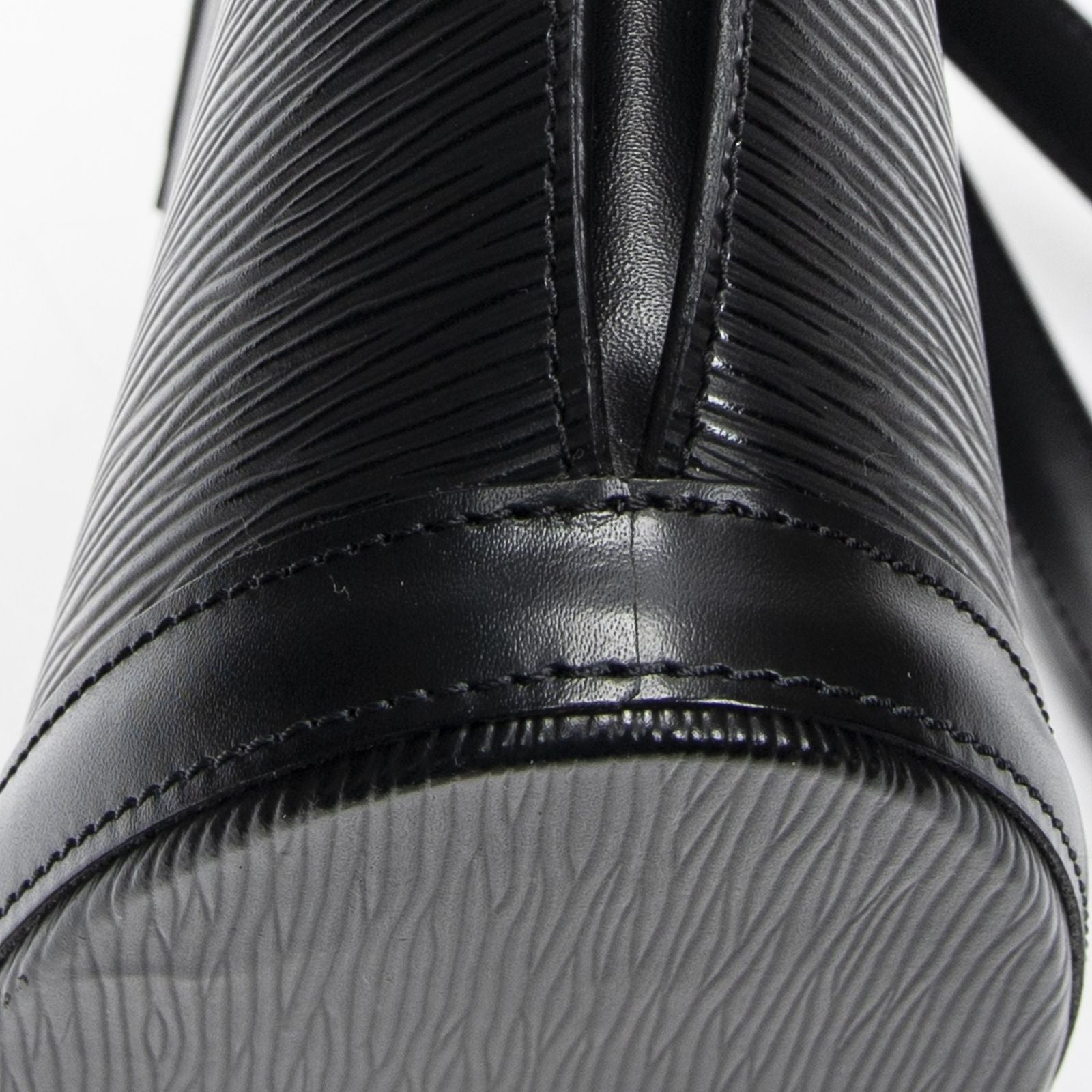 Louis Vuitton Saint Jacques Long Strap Black Epi Messenger — view 8