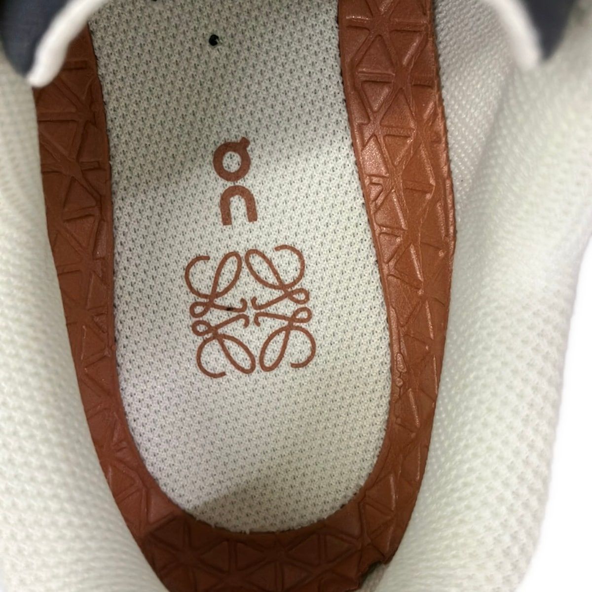 Loewe Sneakers Cloud Venture Black Beige Multi on Collaboration — view 5