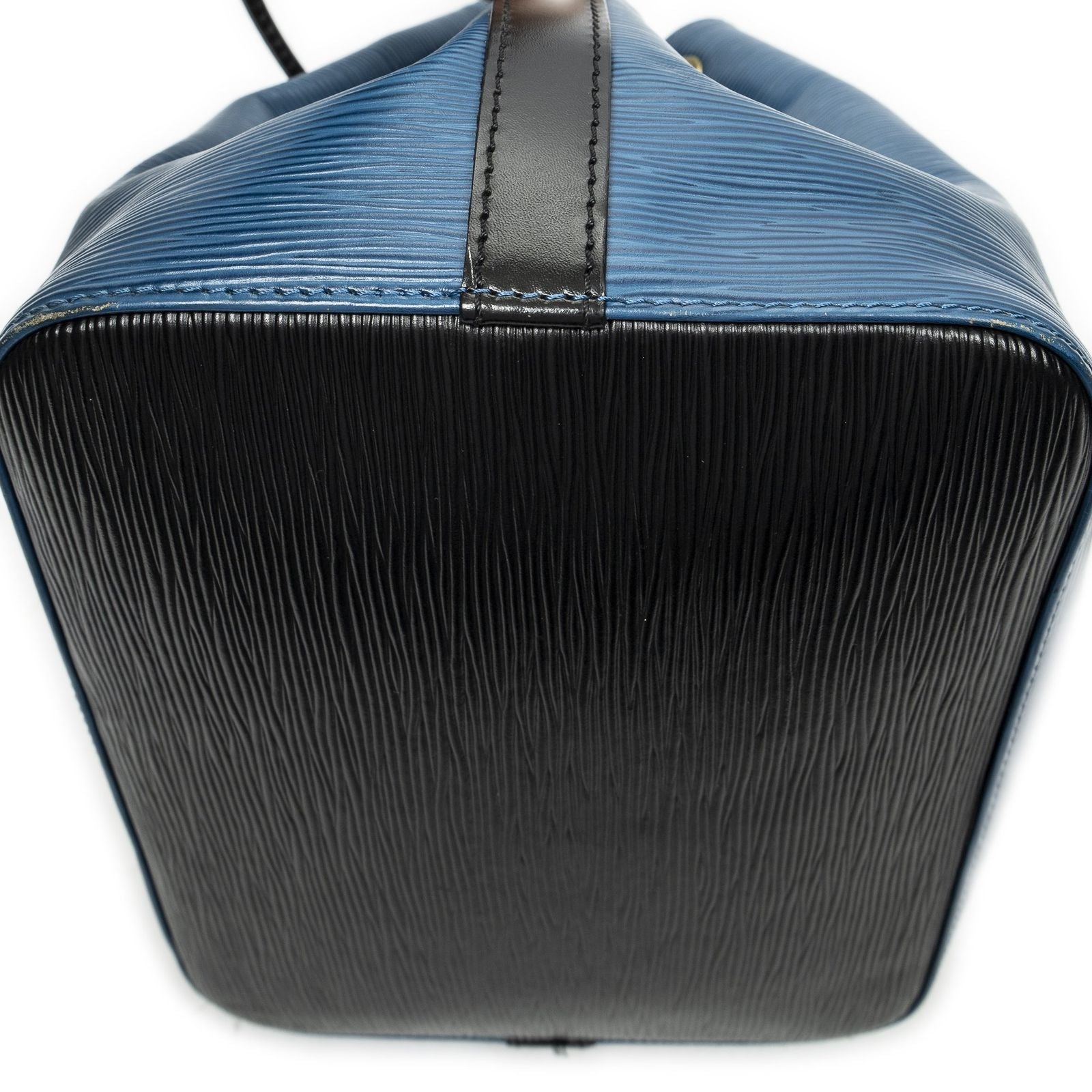 Louis Vuitton Noe Bicolor Blue Black — view 7