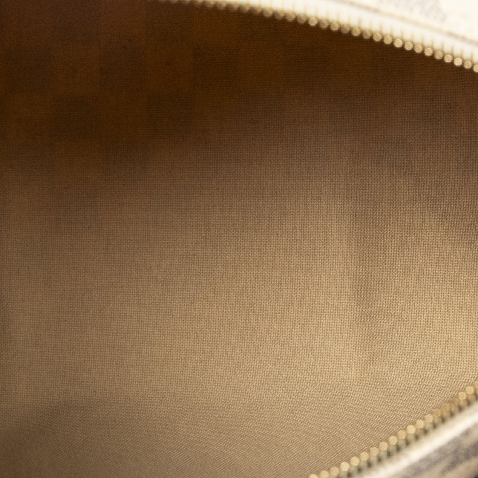 Louis Vuitton Speedy Ivory Damier Azur Handbag — view 9