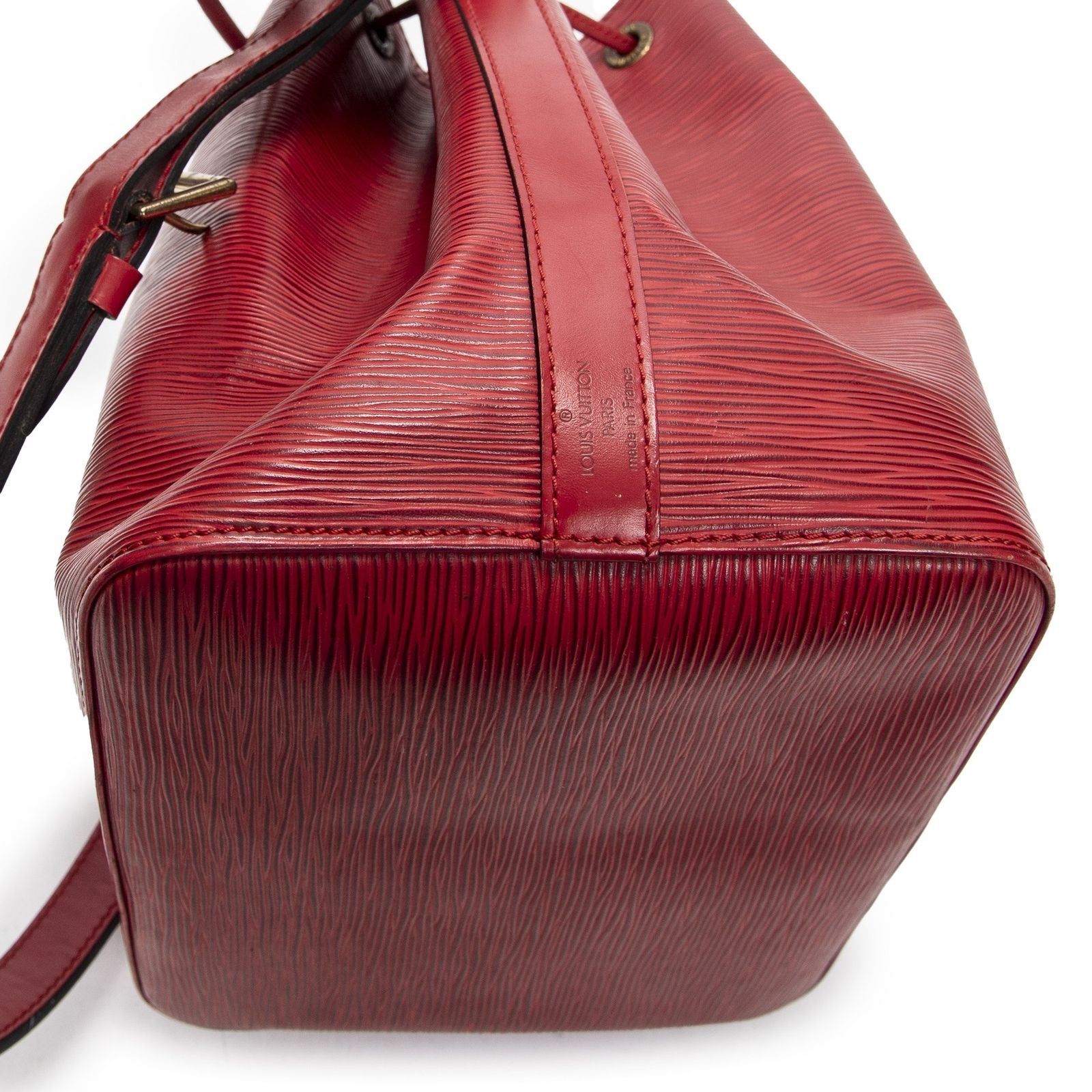 Louis Vuitton Noe Red — view 8