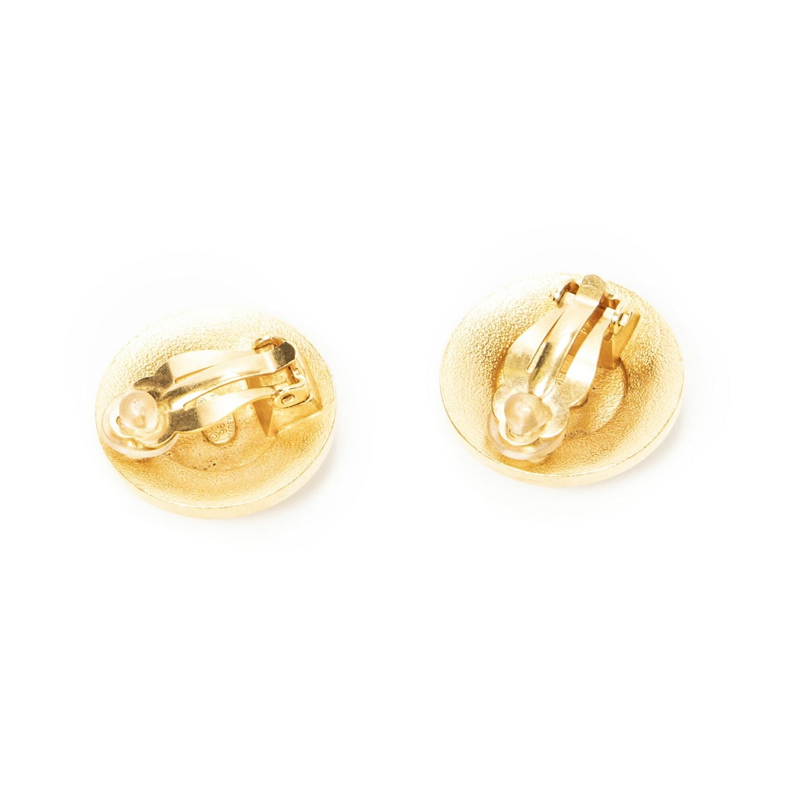 Chanel Large CC Round Clip on Earrings Black Ivory Gold Plated — view 2