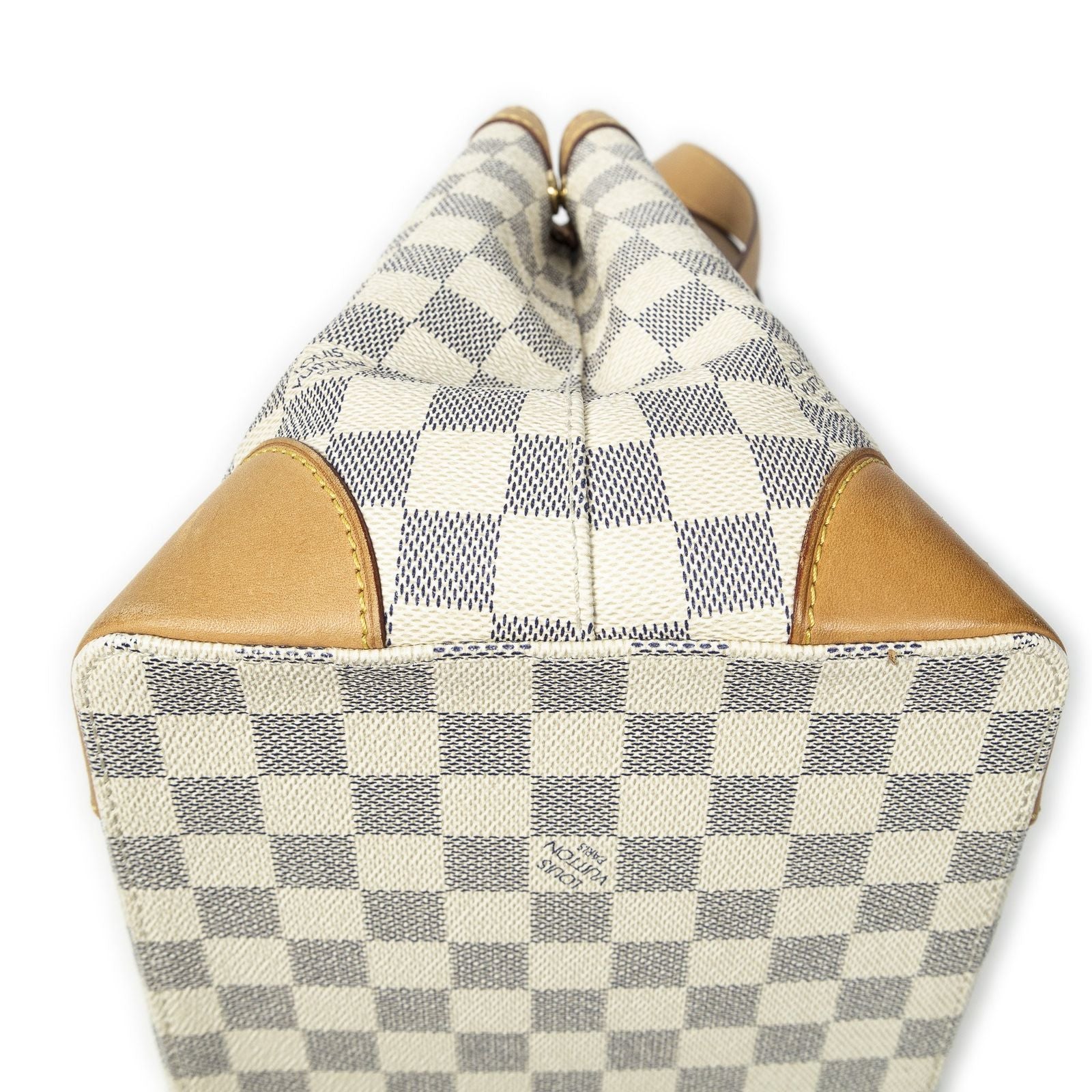 Louis Vuitton Hampstead Ivory Damier Azur Tote — view 7