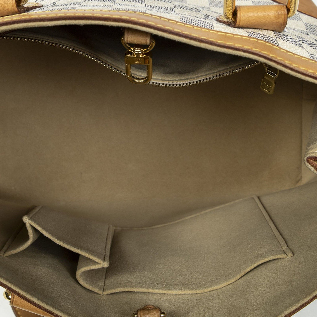 Louis Vuitton Hampstead Ivory Damier Azur Tote — view 9