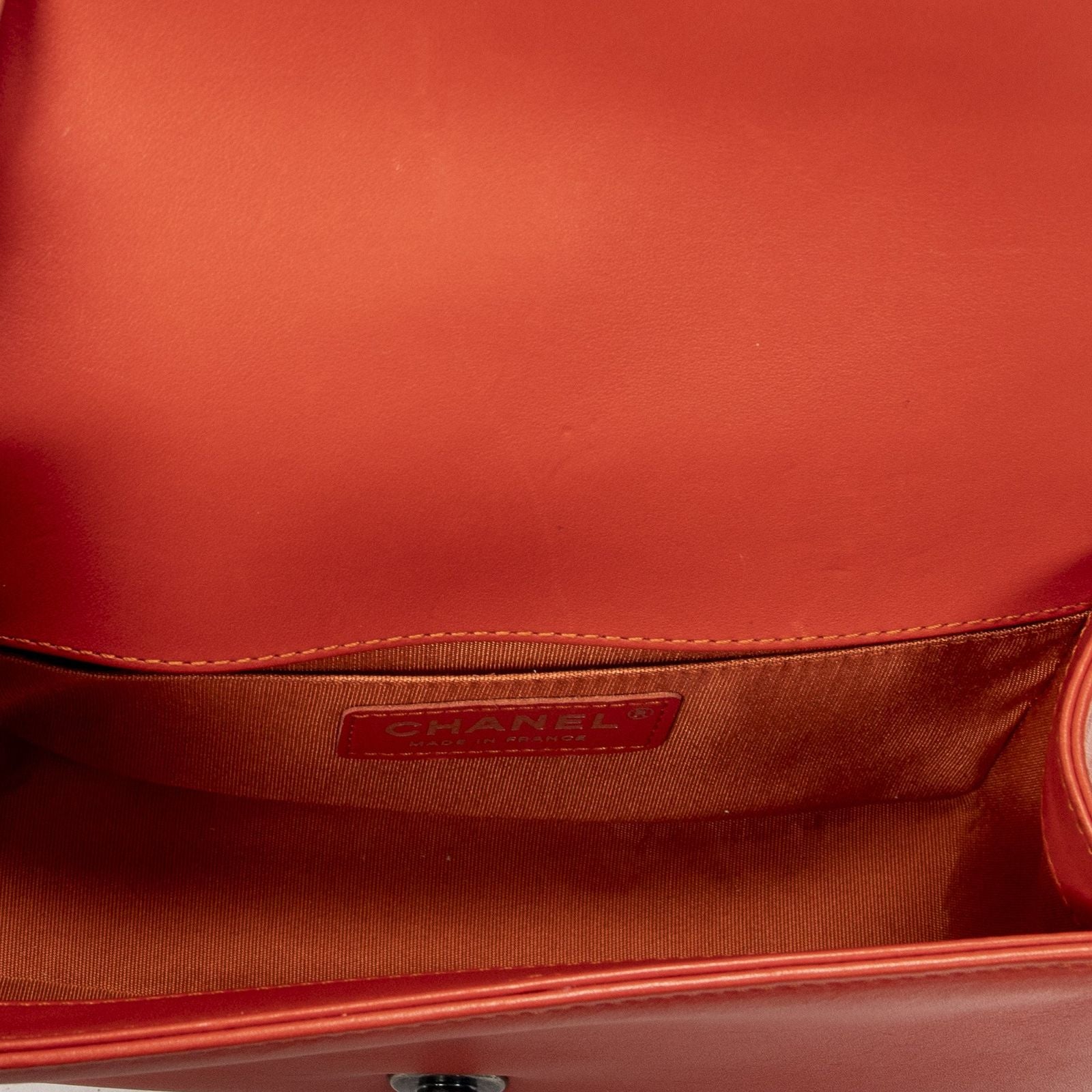 Chanel Small Boy Bag Orange Quilted Blanc Lambskin Leather — view 9