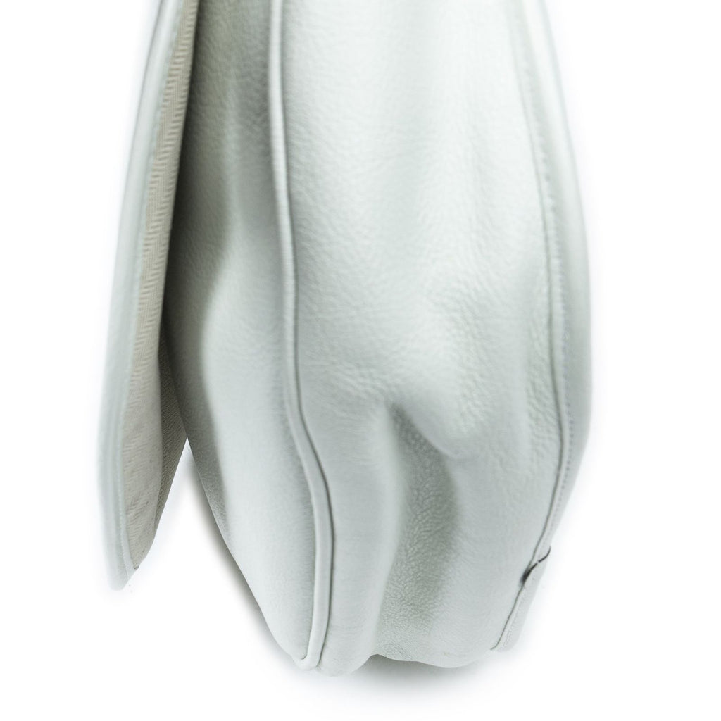 Loewe Heritage Flap Messenger White Gray Calfskin Leather — view 7