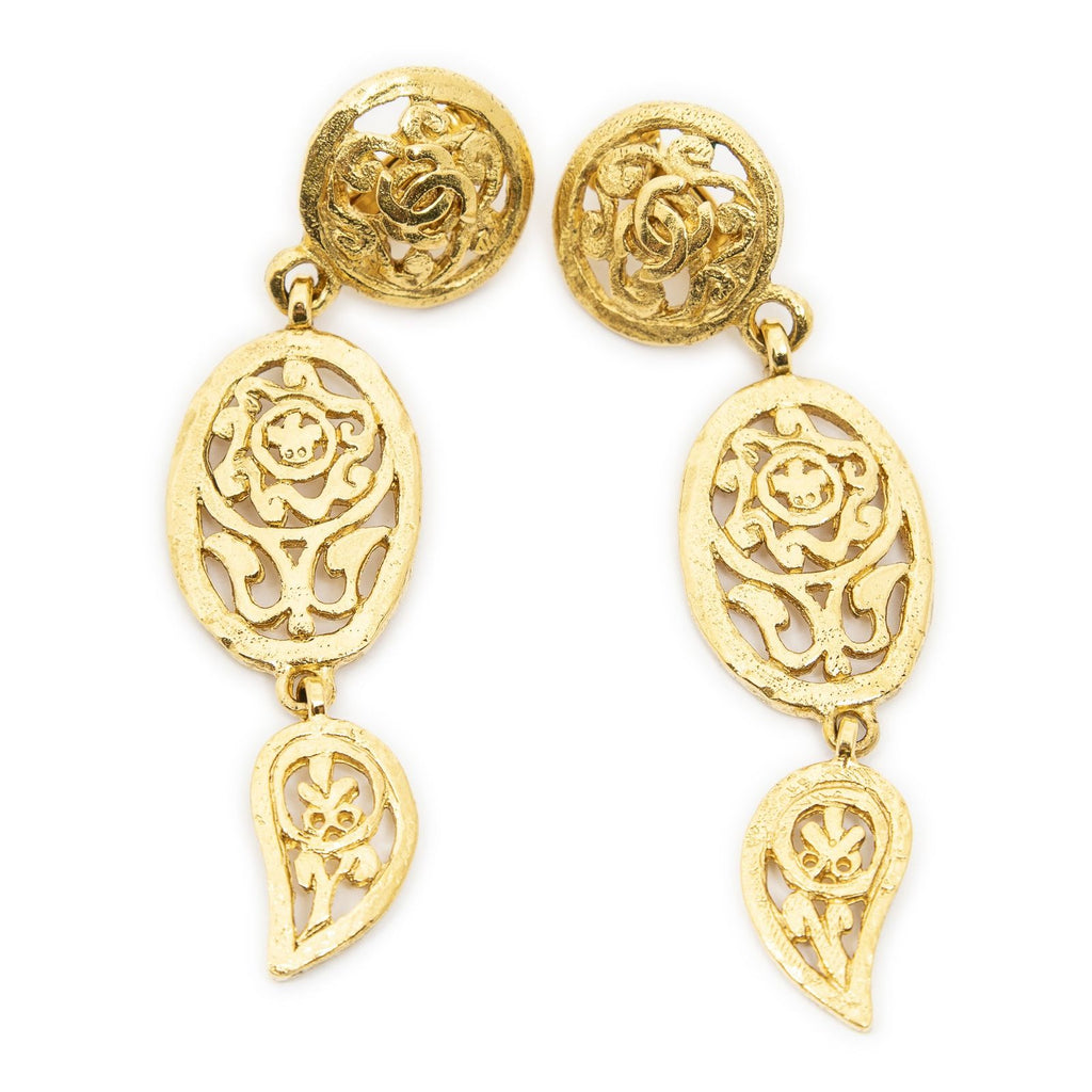 Chanel CC Logo Round Clip Type Earrings Gold Plated