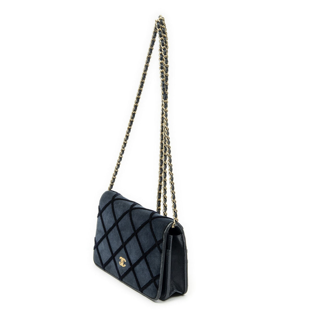 Chanel CC Wallet on Chain Navy Quilted Velvet — view 2
