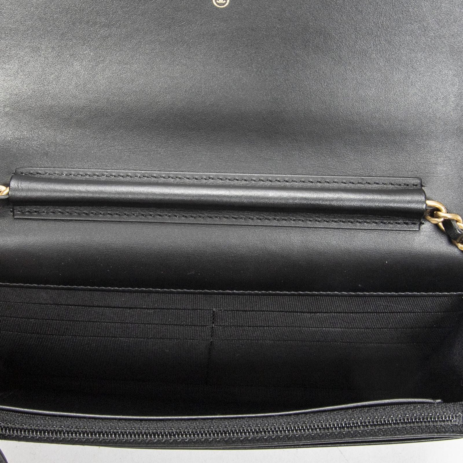 Chanel CC Two Wallet — view 9