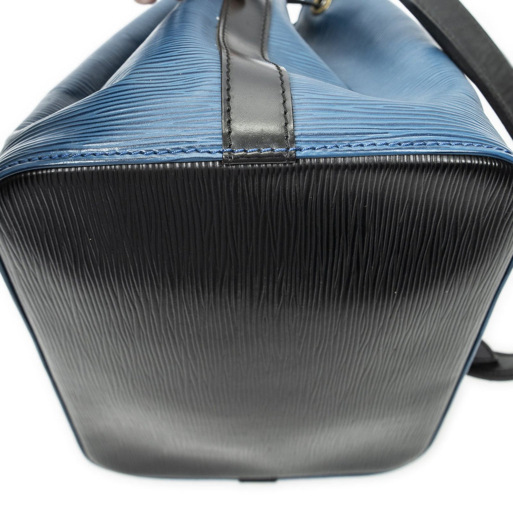Louis Vuitton Noe Bicolor Blue Black — view 7