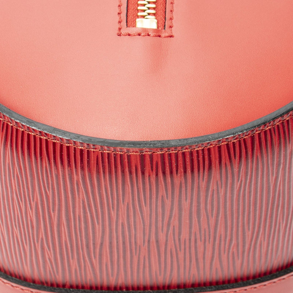 Louis Vuitton Soufflo Red — view 7