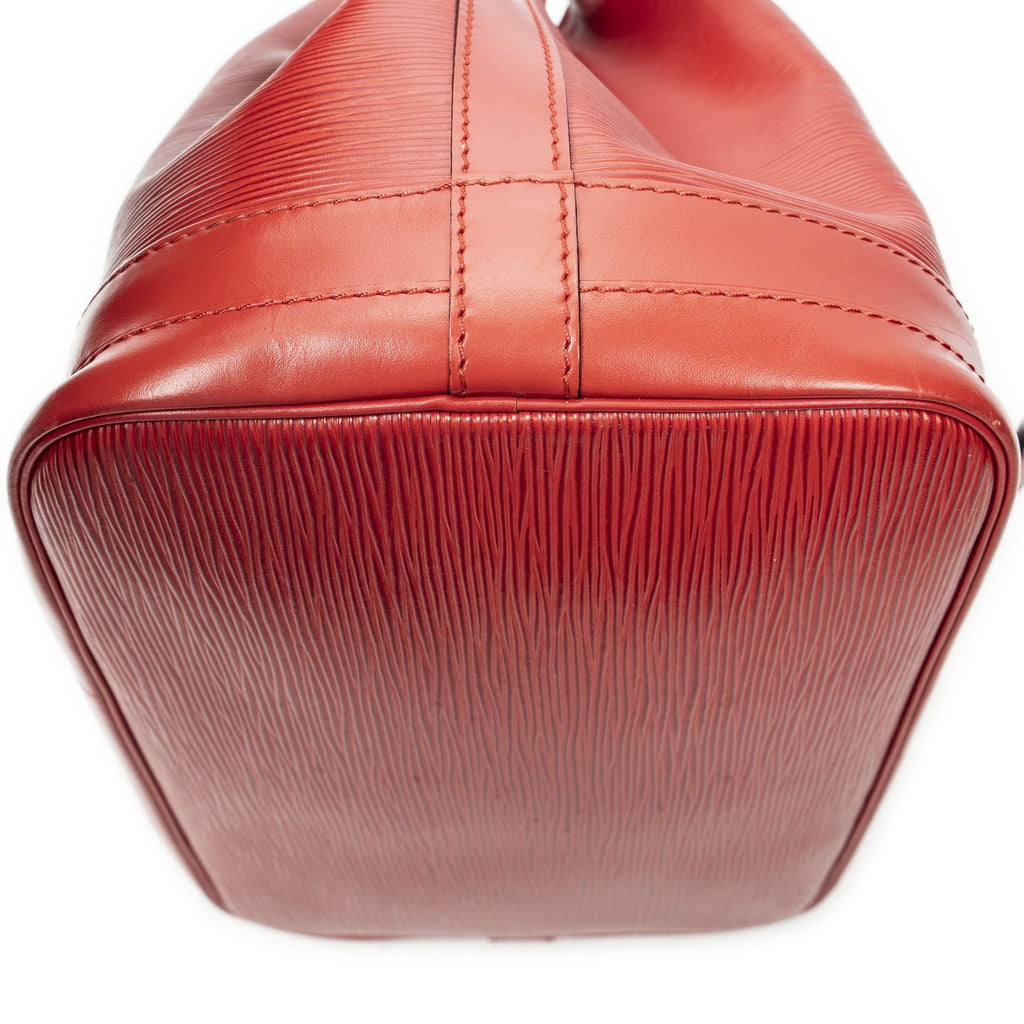 Louis Vuitton Noe Red — view 7