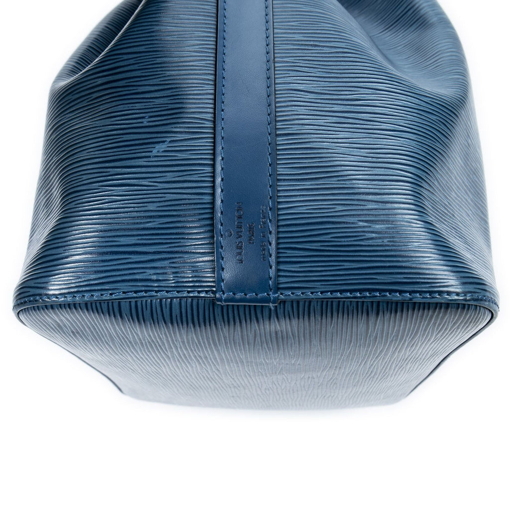 Louis Vuitton Noe Blue — view 8