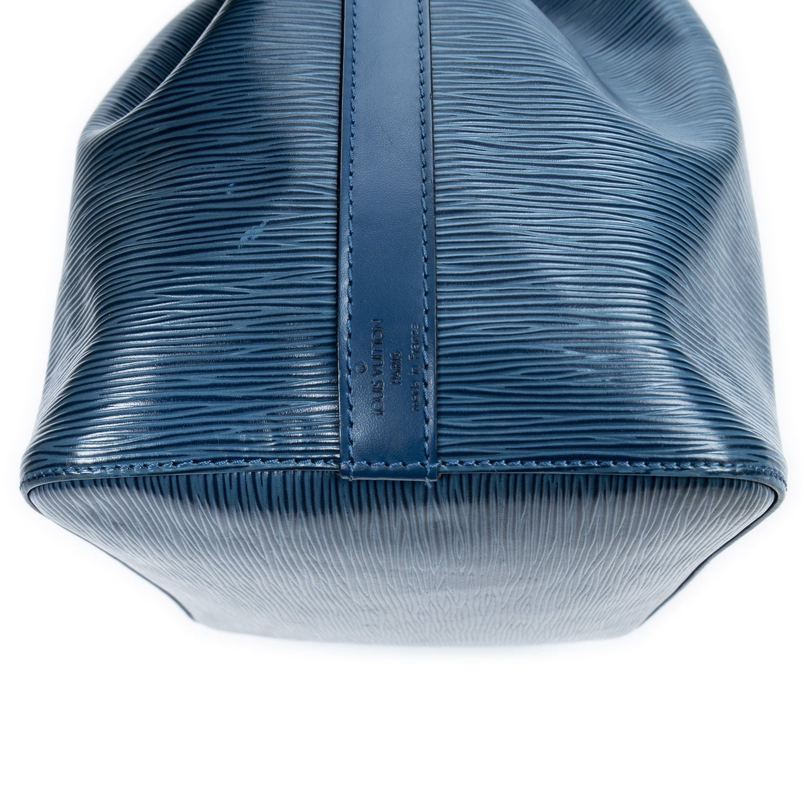 Louis Vuitton Noe Blue — view 8