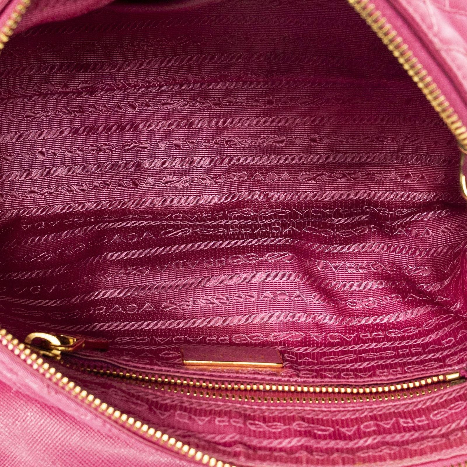 Prada Chain Shoulder Pink Matelasse Nylon Canvas Messenger — view 9