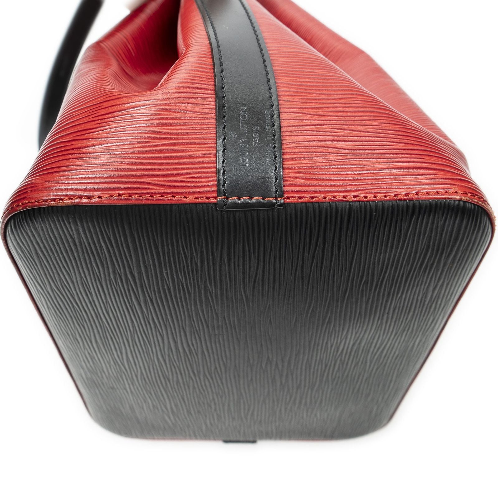 Louis Vuitton Noe Bicolor Red Black — view 8