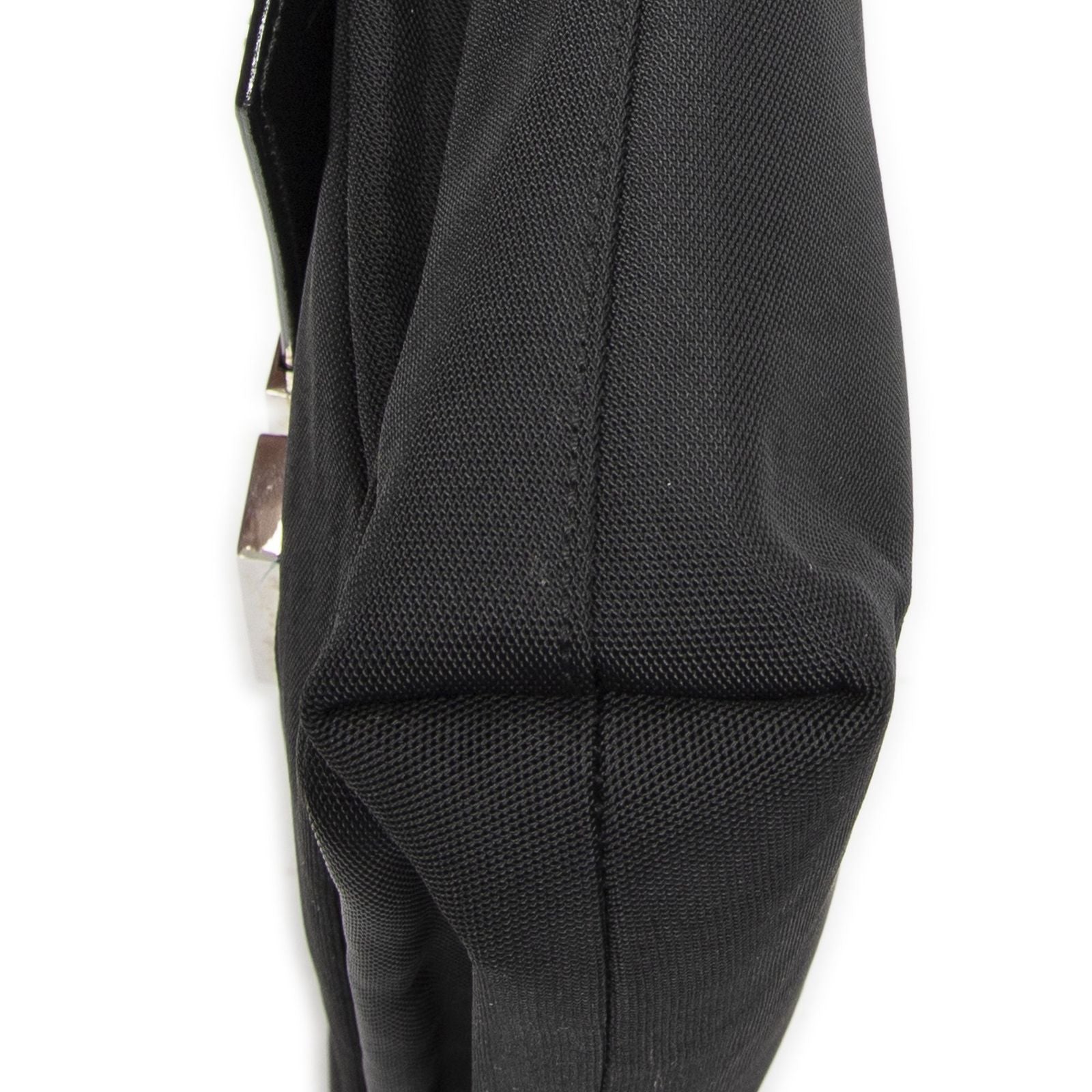 Gucci g Push Lock Shoulder Tote Black Nylon Canvas — view 8