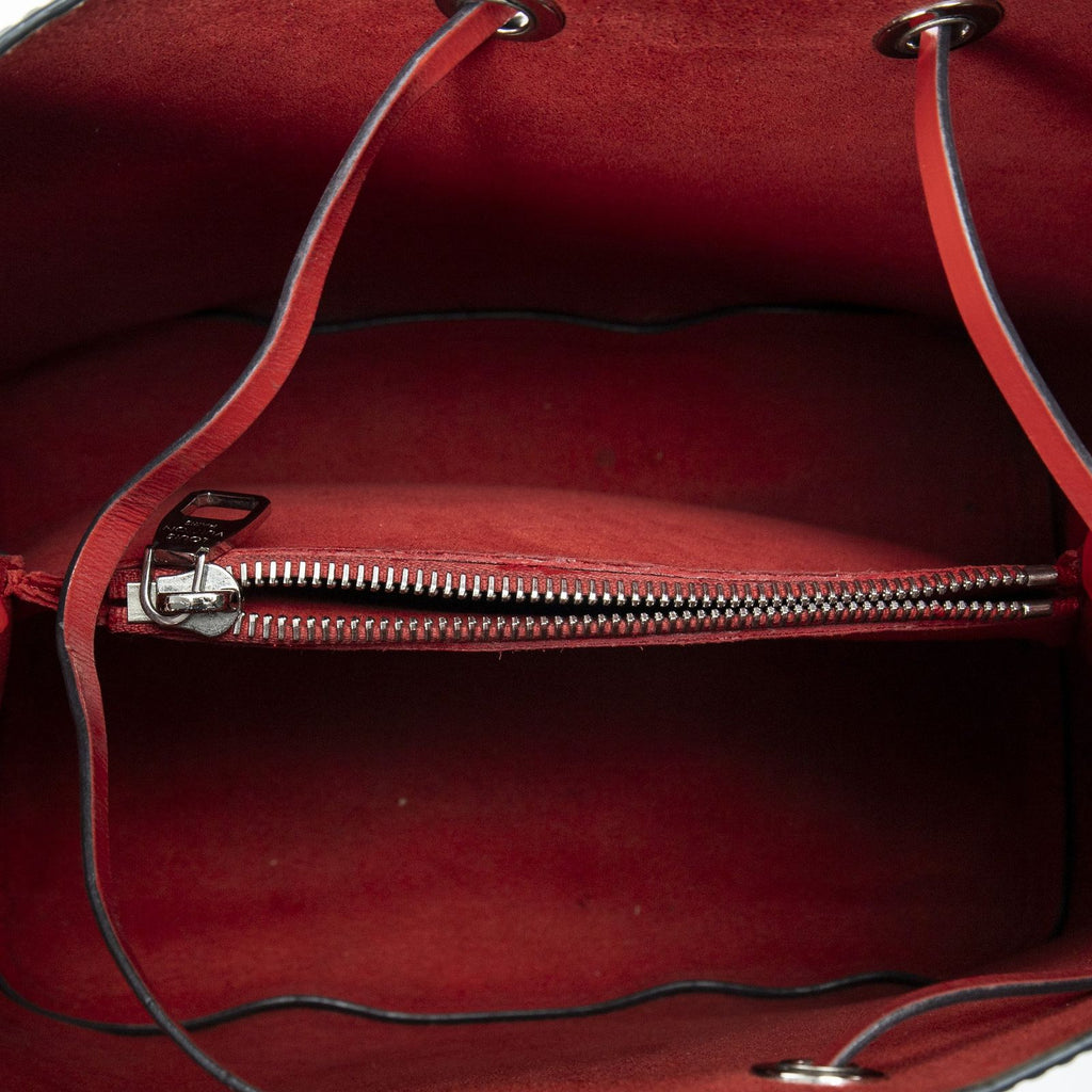 Louis Vuitton Noe Bicolor Navy Red — view 9