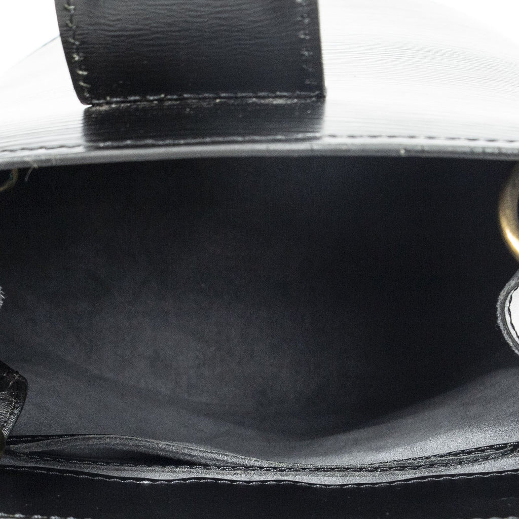Louis Vuitton Cluny Black Epi Messenger — view 9