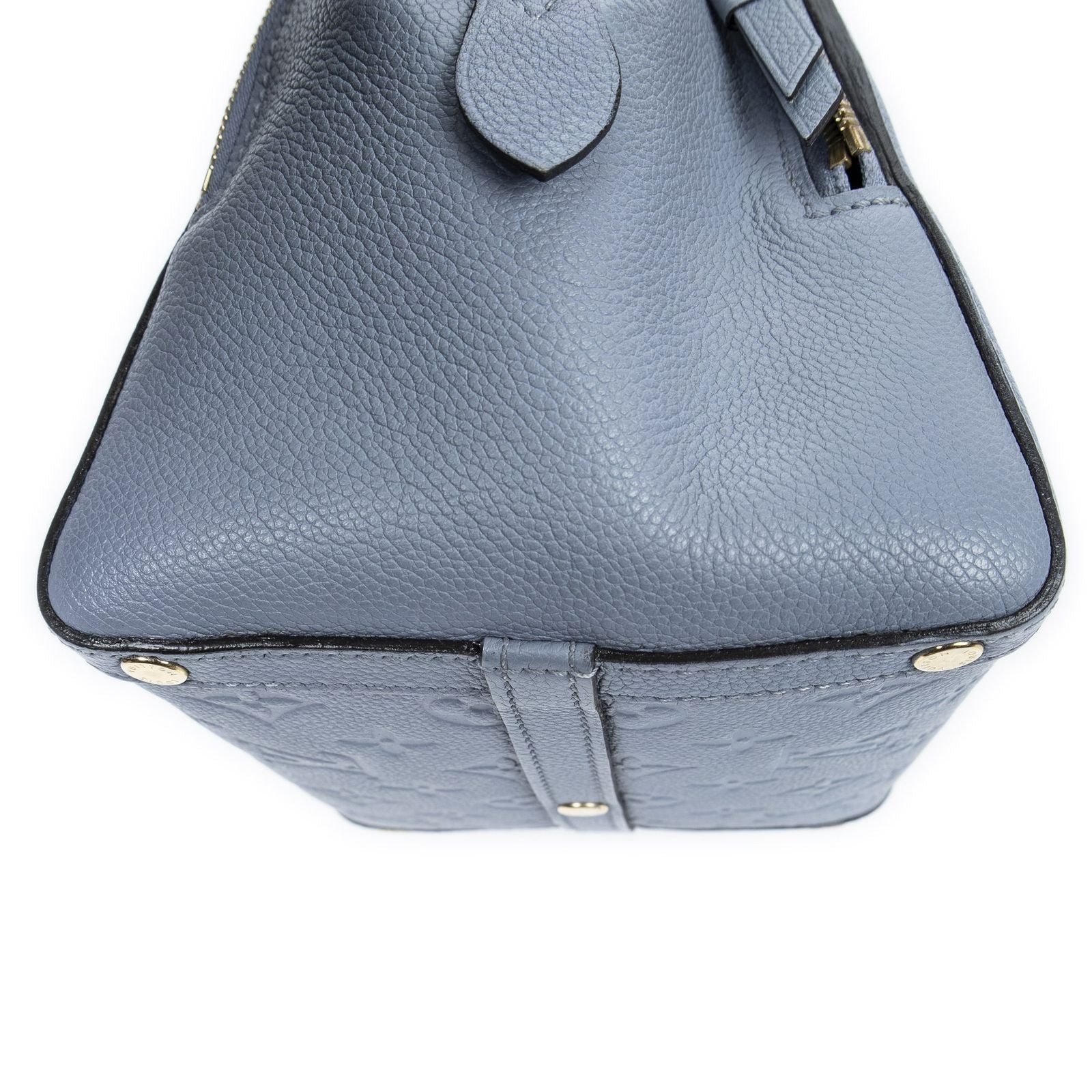 Louis Vuitton Marais Light Blue Monogram Empreinte — view 7
