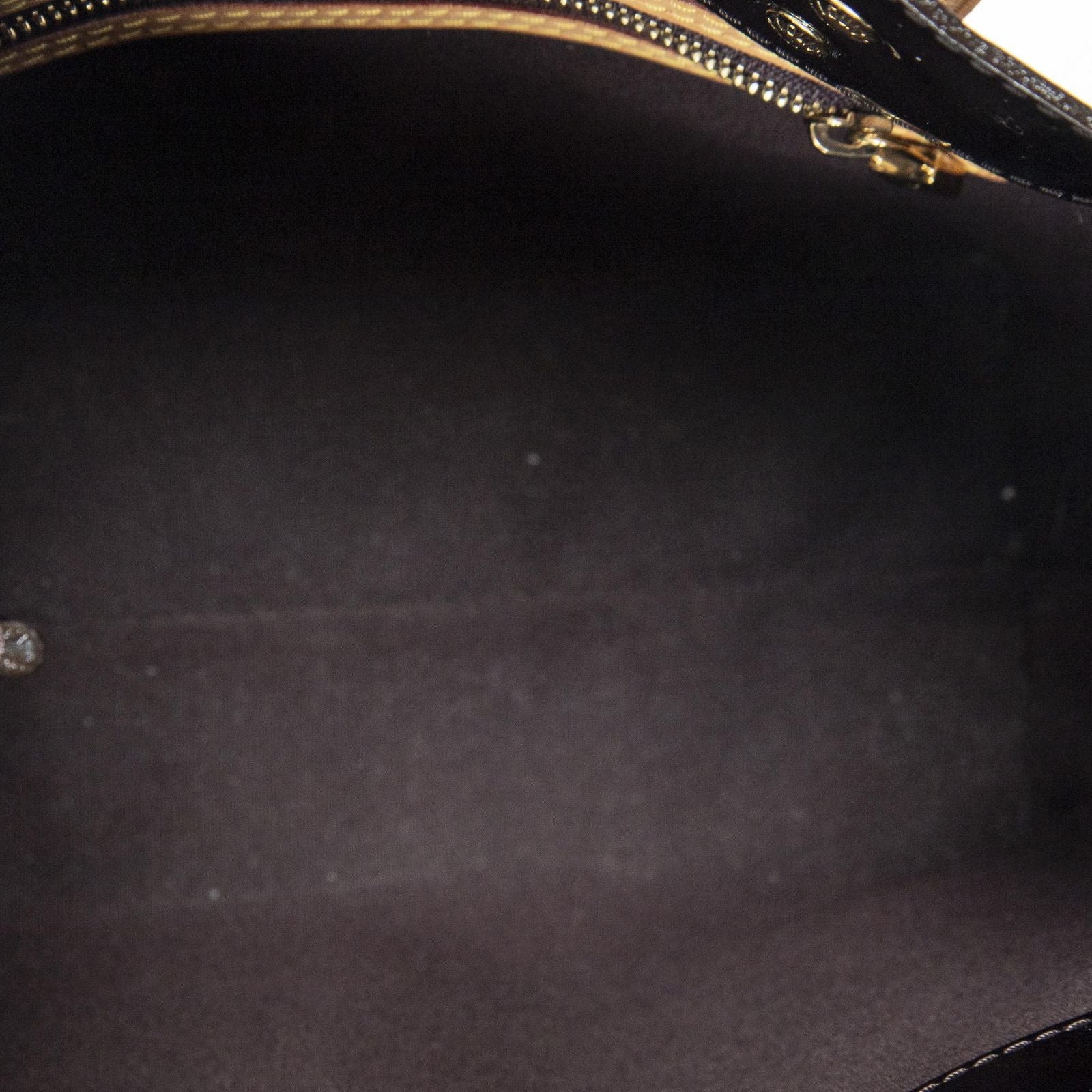 Louis Vuitton Tall Amarante Monogram Vernis — view 9