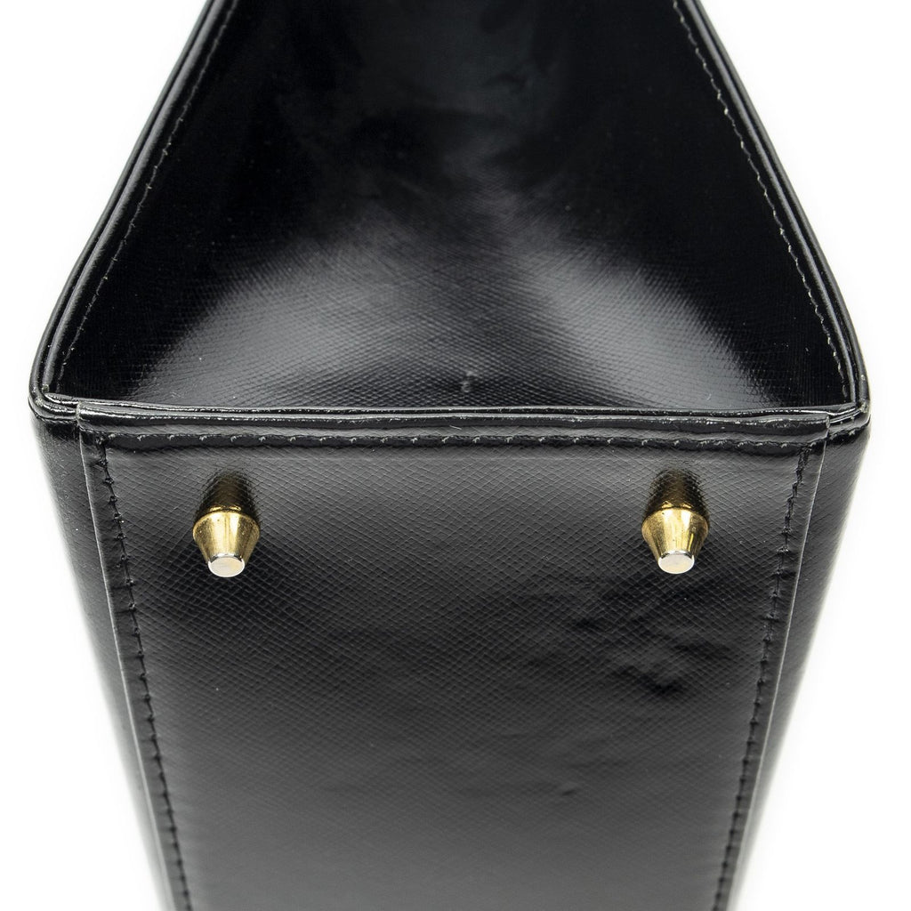 Saint Laurent Vintage Frame Shoulder Bag Black Smooth Leather — view 7