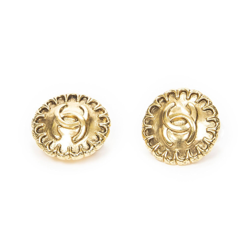 Chanel CC Logo Round Clip Type Earrings Gold Plated