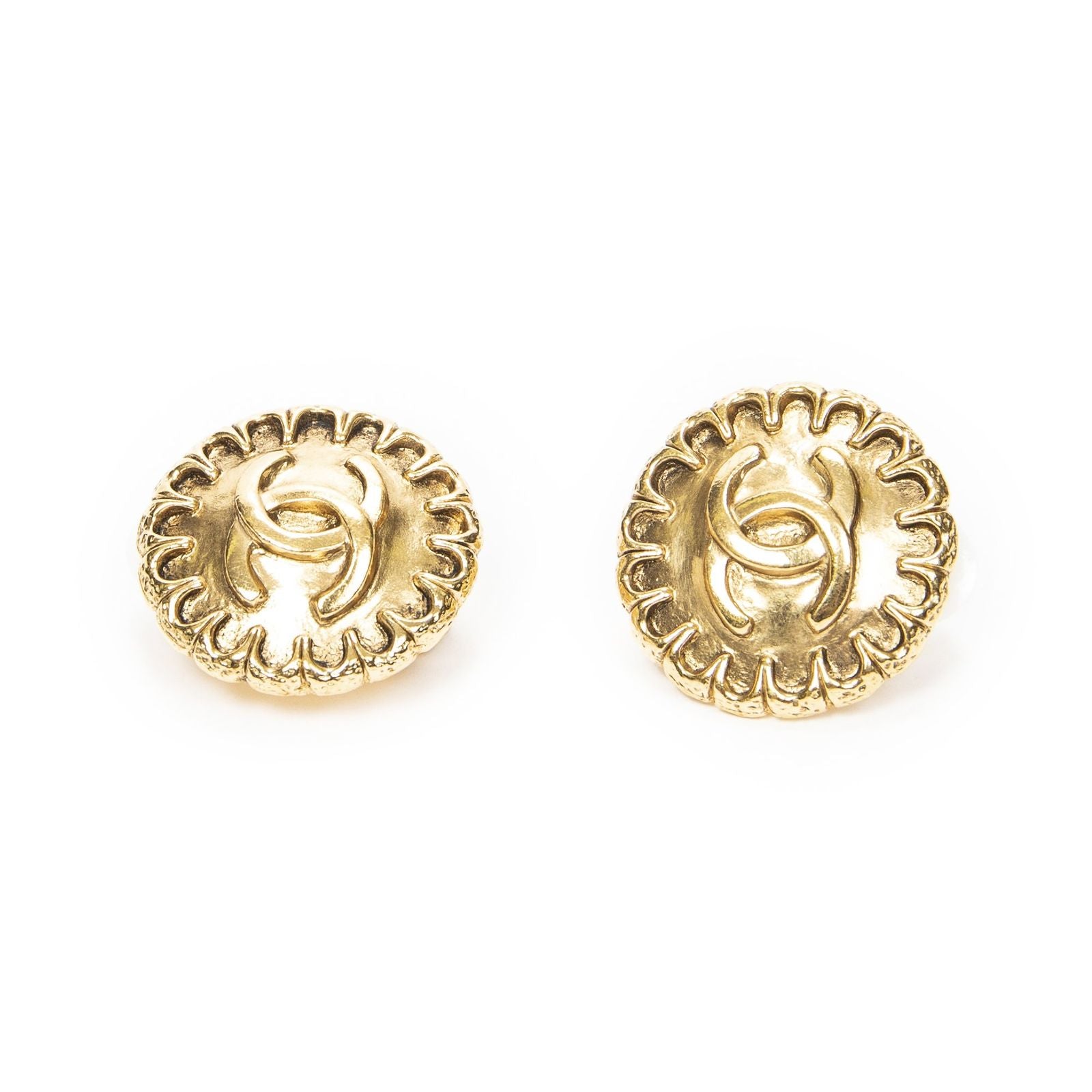 Chanel CC Logo Round Clip Type Earrings Gold Plated