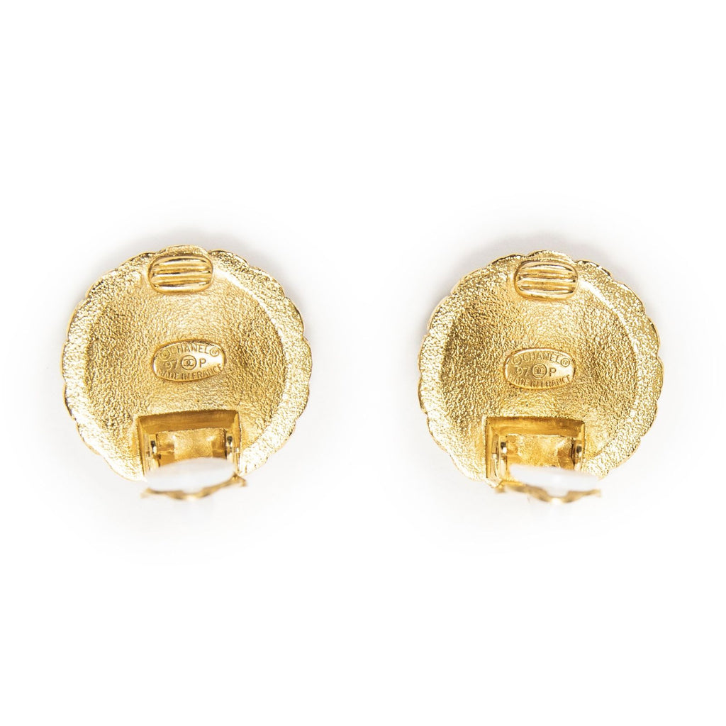 Chanel CC Logo Round Clip Type Earrings Gold Plated — view 3