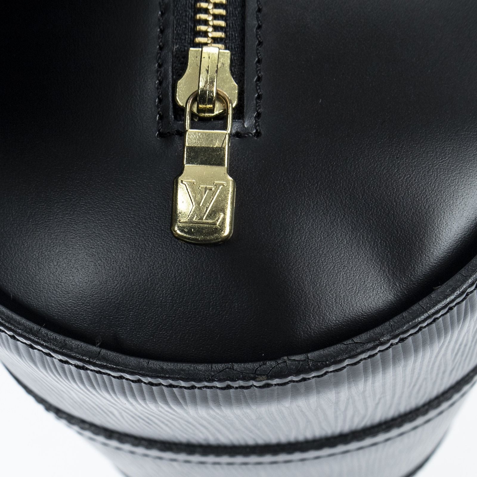 Louis Vuitton Soufflo Black — view 7