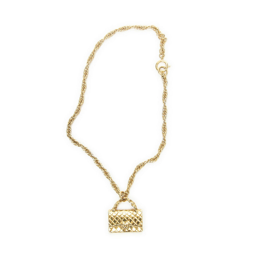 Chanel CC Logo Heart Pendant Chain Necklace Gold Plated