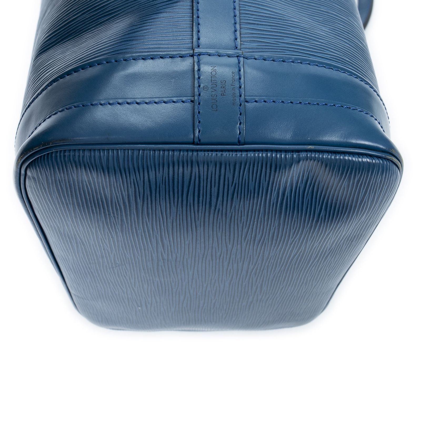 Louis Vuitton Noe Blue — view 8