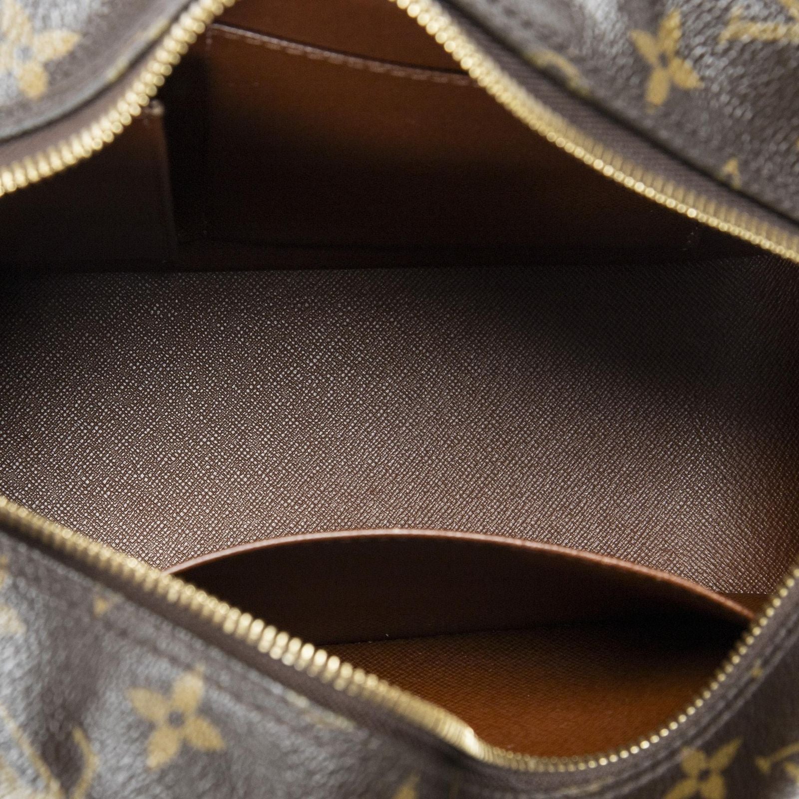 Louis Vuitton City Brown Monogram Canvas Messenger — view 9