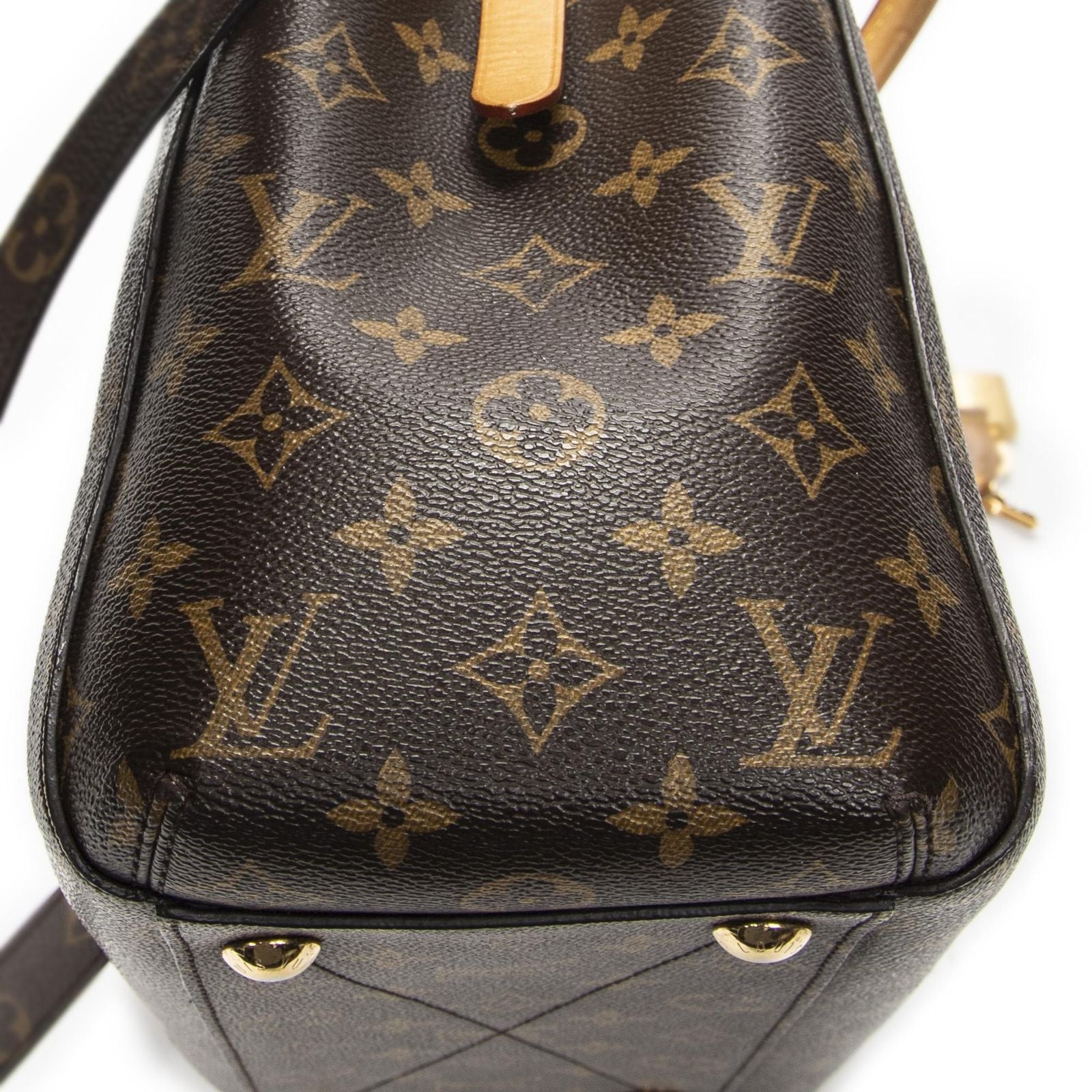 Louis Vuitton Montaigne Brown Monogram Canvas Messenger — view 8
