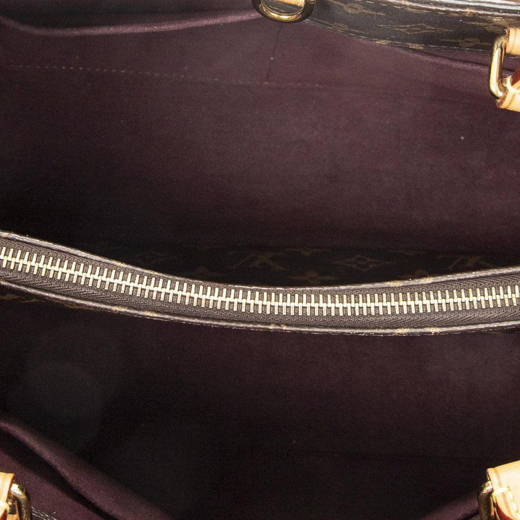 Louis Vuitton Montaigne Brown Monogram Canvas Messenger — view 9
