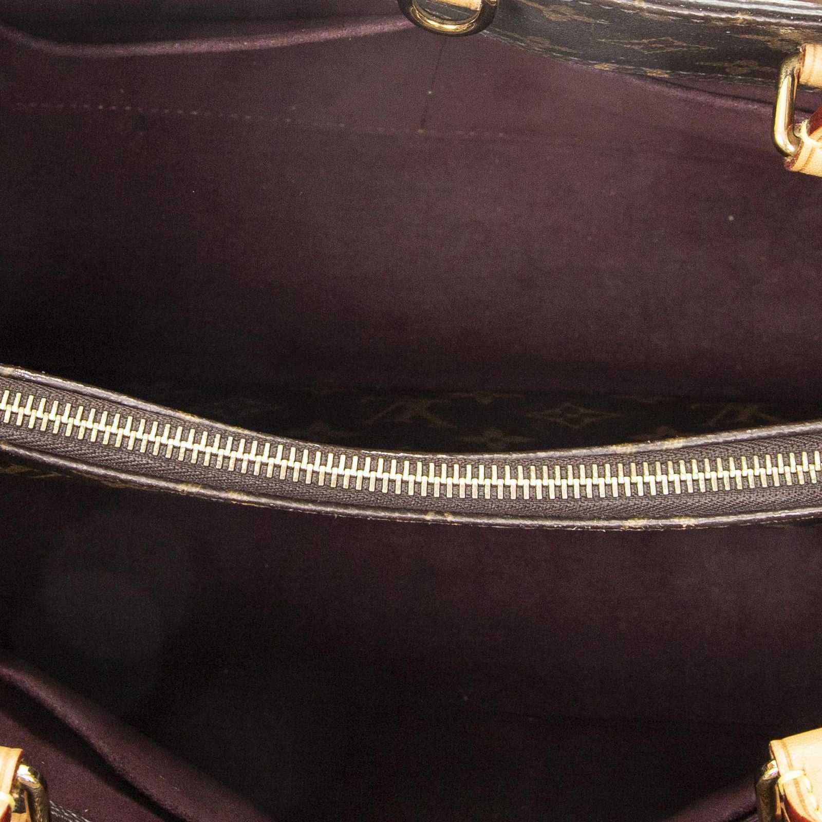 Louis Vuitton Montaigne Brown Monogram Canvas Messenger — view 9