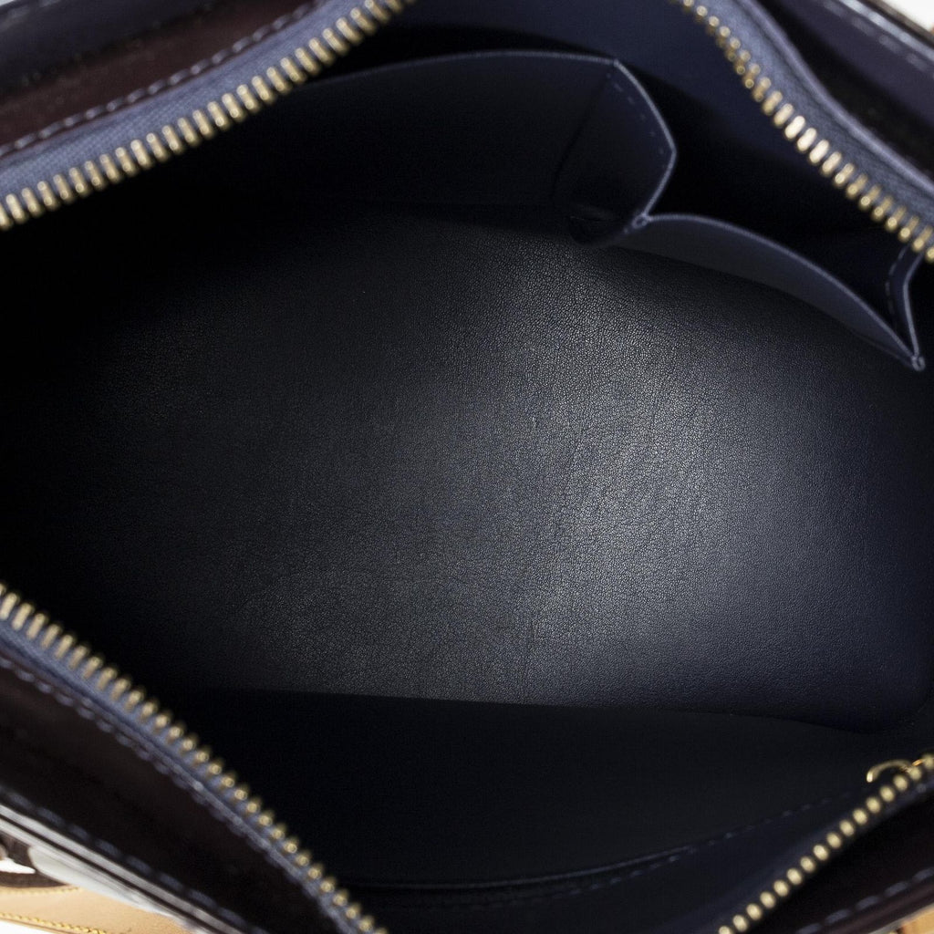 Louis Vuitton Houston Violet Monogram Vernis Messenger — view 9