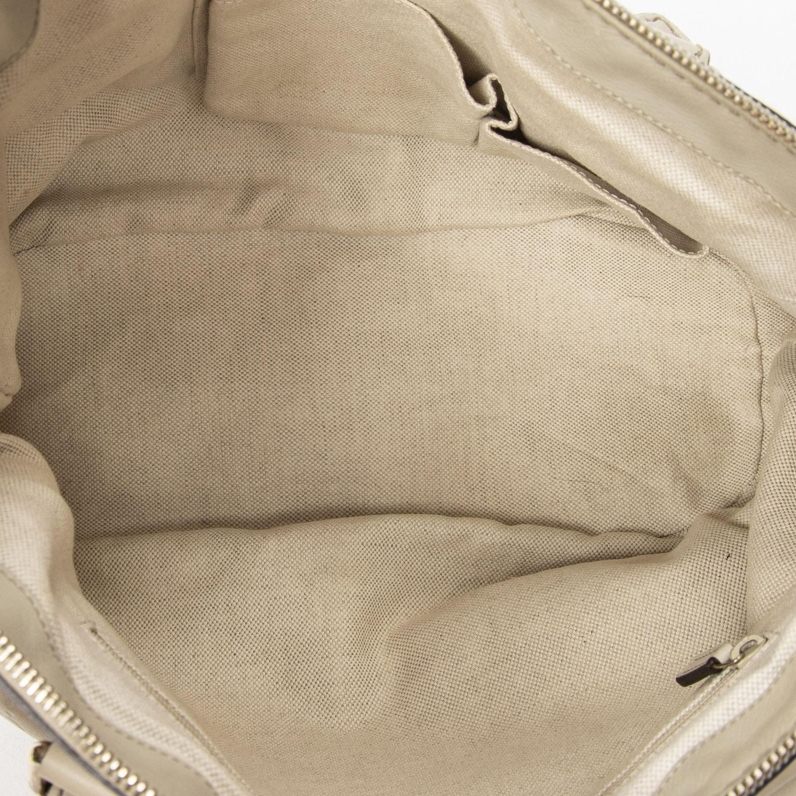 Gucci Sukey Top Handle Ivory Guccissima — view 9