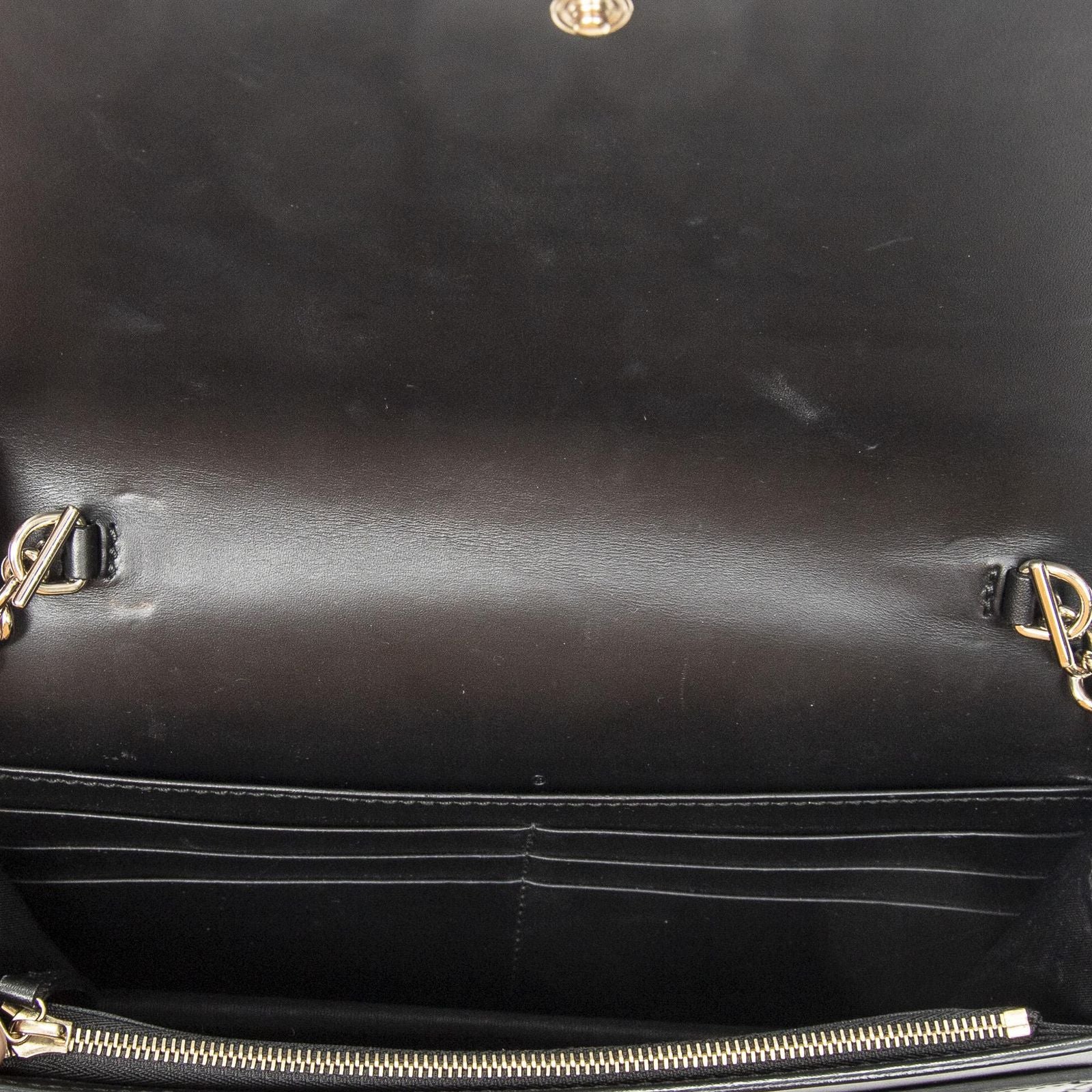 Gucci Signature Bow Chain Wallet Black Guccissima — view 9