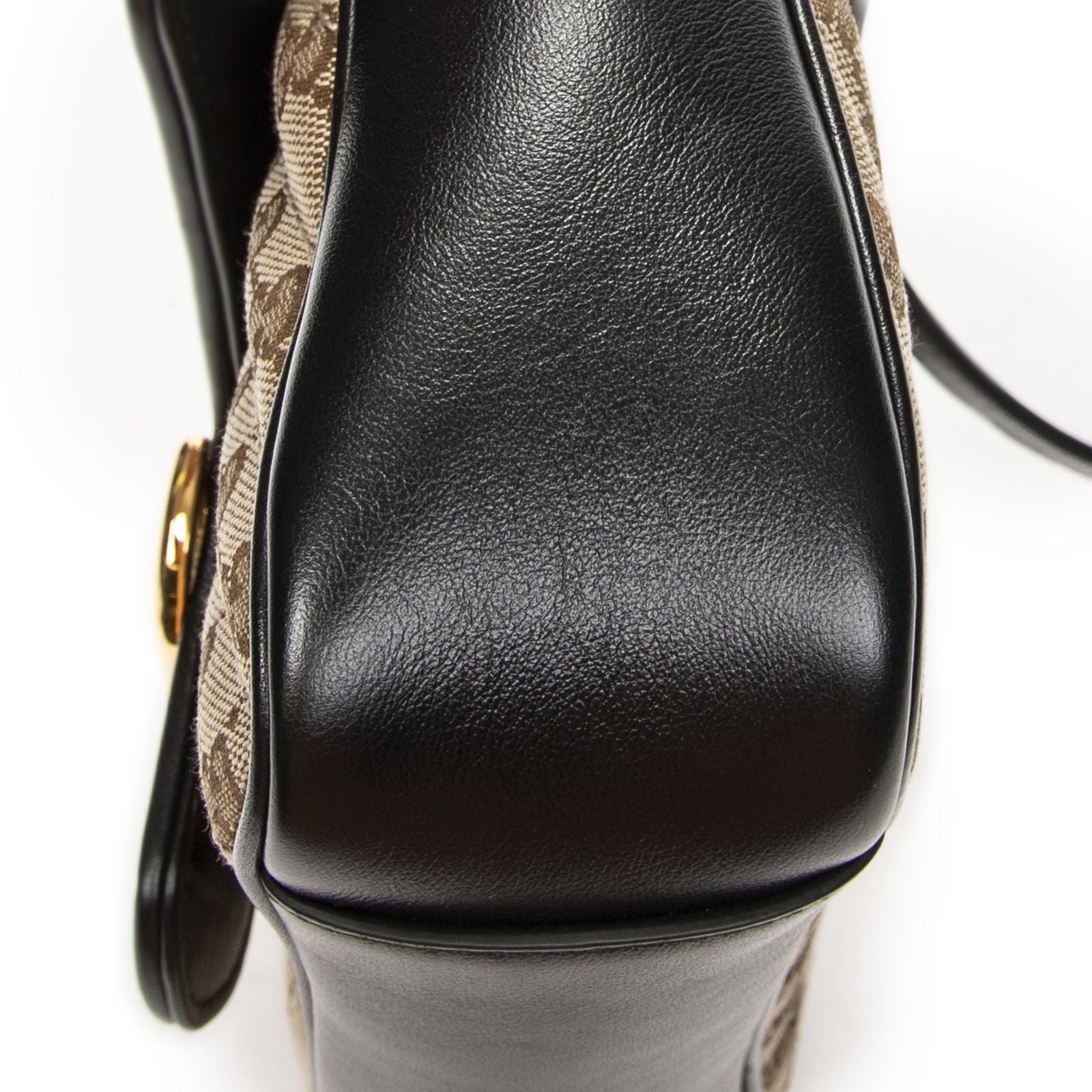 Gucci Medium GG Marmont Flap Beige Black Matelasse Canvas — view 8