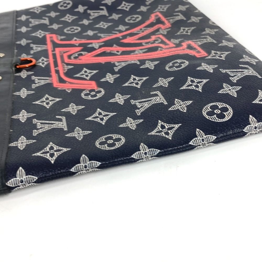 Louis Vuitton Clutch Pochette Apollo Monogram Canvas Navy — view 3